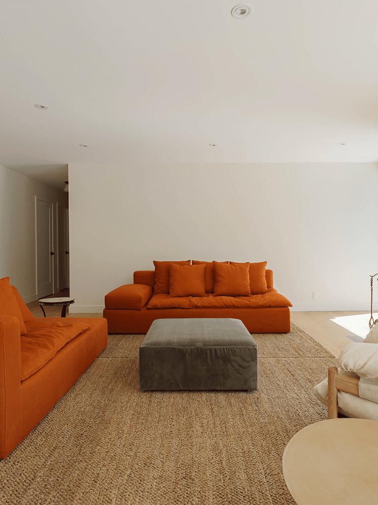 Construction-Libersan-sunny-acres-salon-sofa-orange